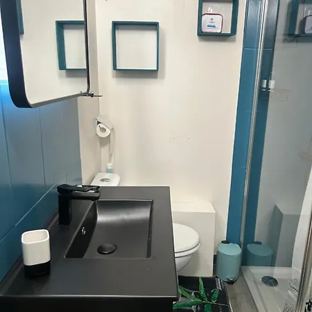 En Sarthe Avec Sauna Et Jacuzzi 度假居 *