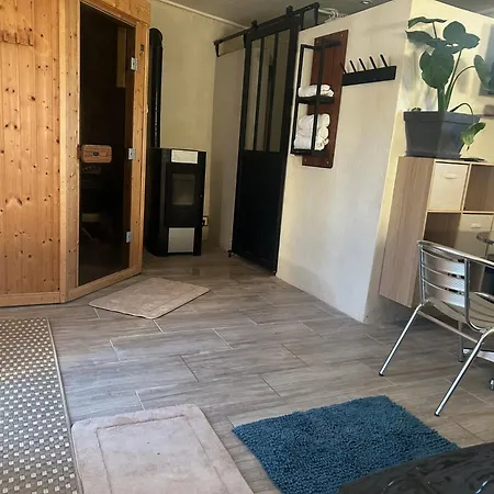 En Sarthe Avec Sauna Et Jacuzzi Casa vacanze Saint-Georges-du-Rosay